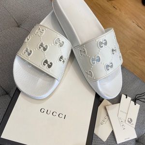 Authentic GUCCI Rubber GG slides Great White Size 38